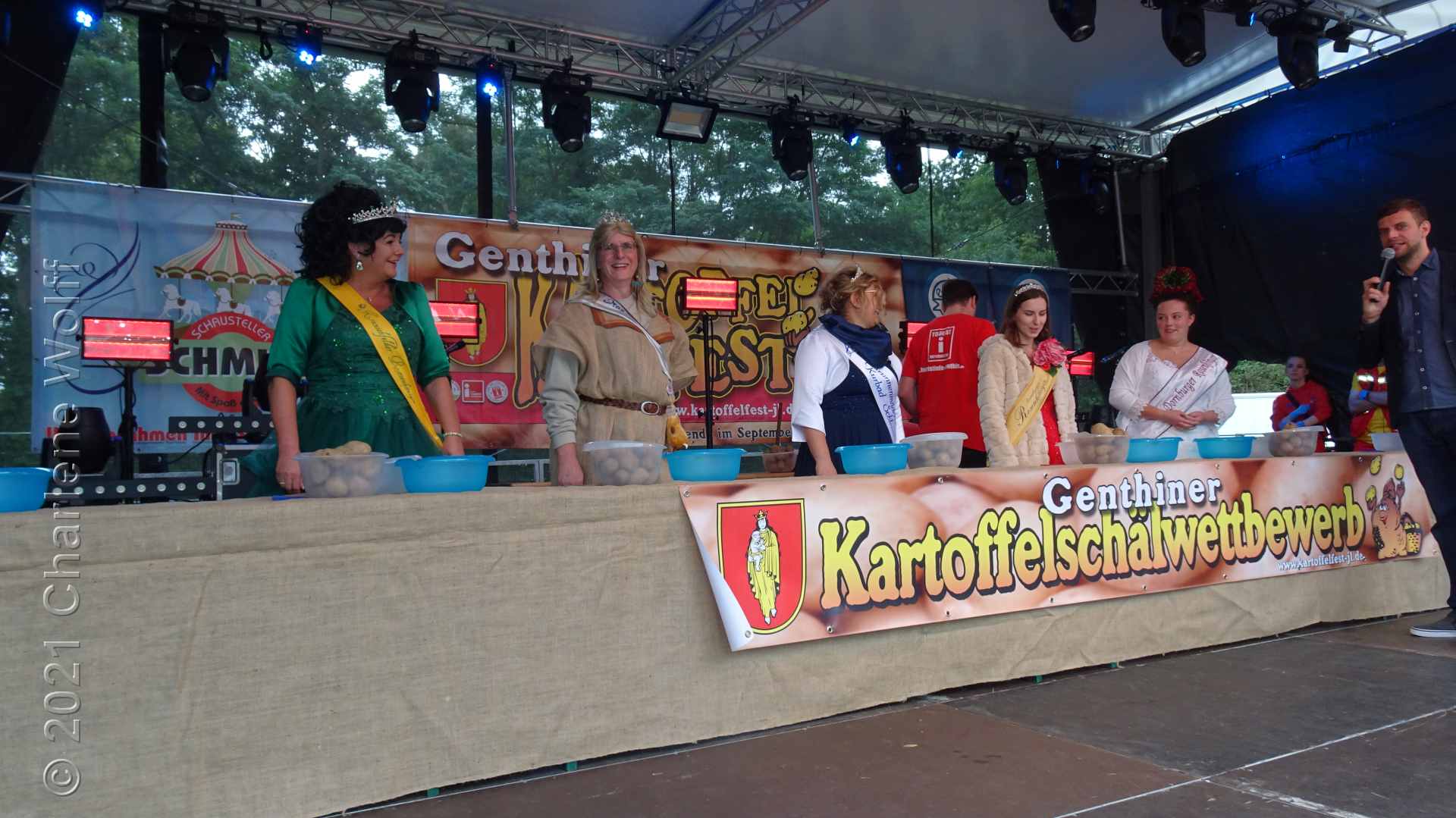 Kartoffelwettschälen in Genthin